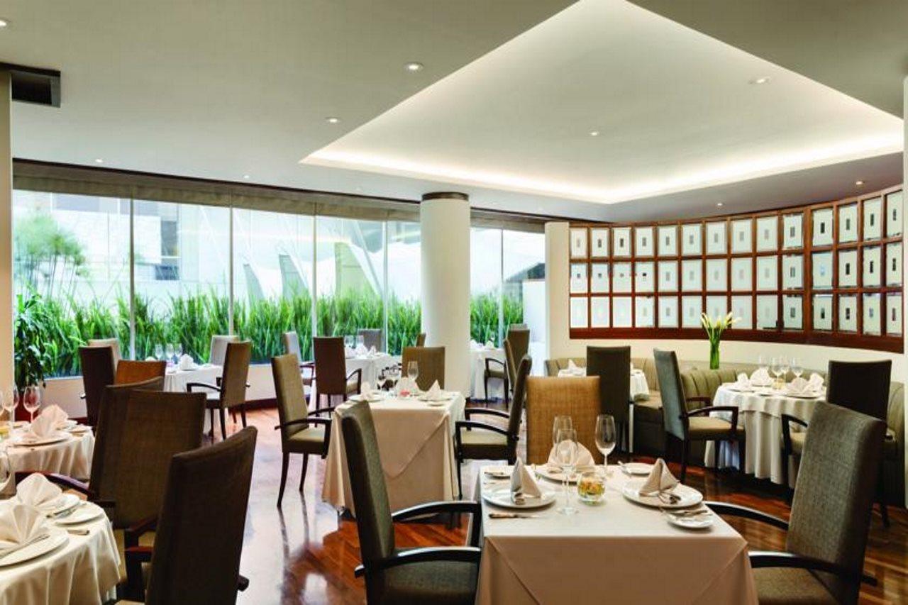 Hilton Colon Quito Hotel Bagian luar foto